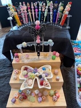 Beaded Bow Toppen Decorative Pen - Black & Pink